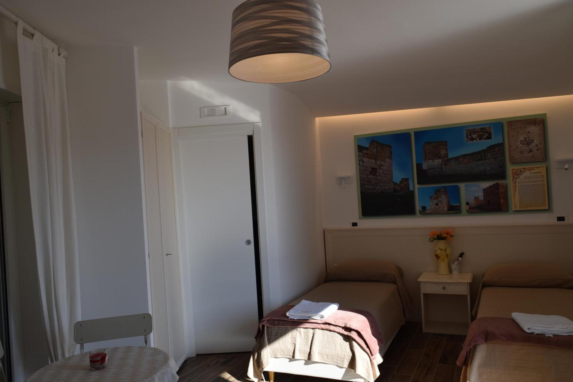 Domus Al Corso Con Servizio B&B คาโนซา ดิ พูเจลีย ภายนอก รูปภาพ